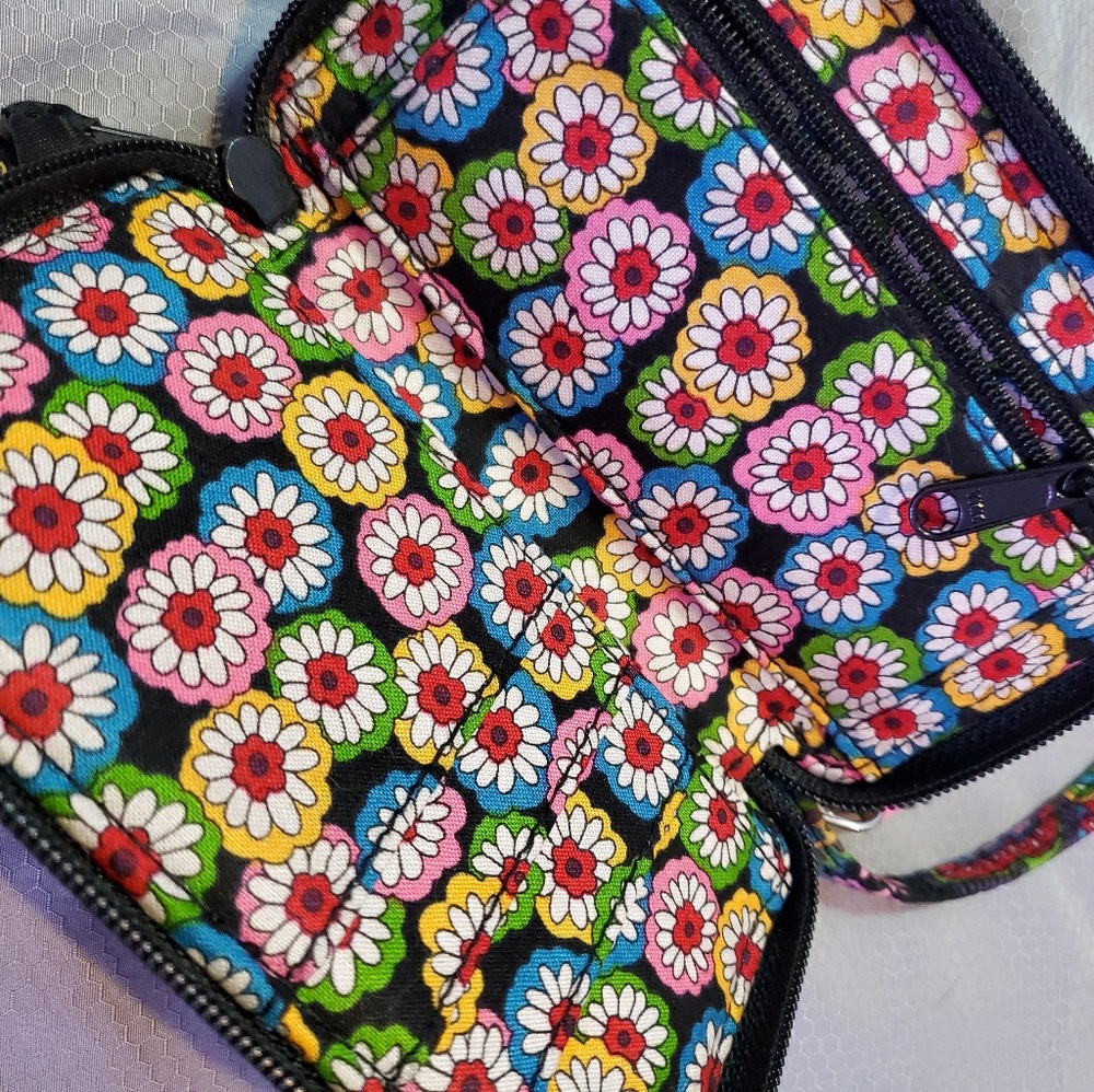 Vera Bradley wristlet wallet - Picture 2 of 3